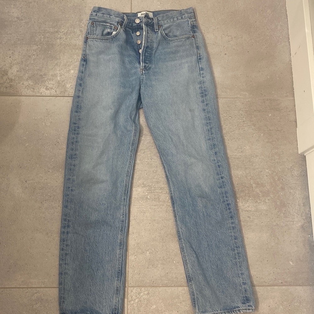 Light wash jeans